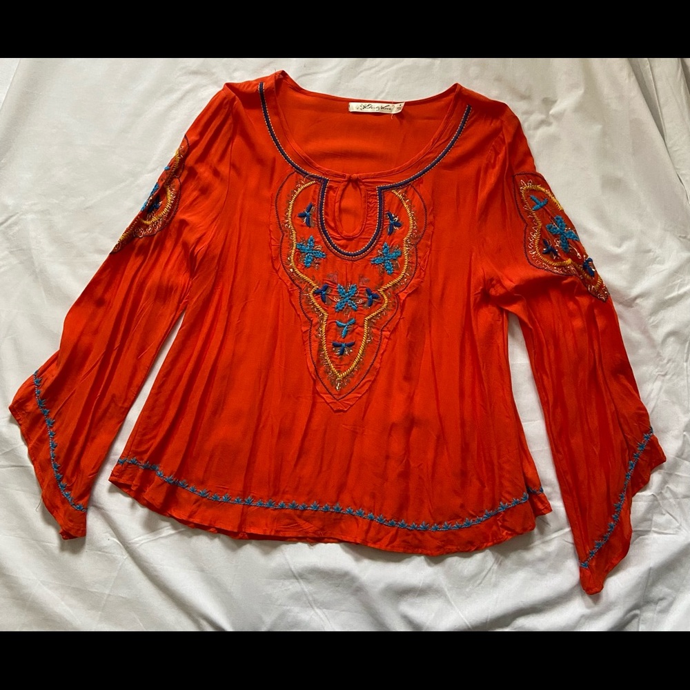 Liberty Love 100% Rayon Embroidered Peasant Blouse. Barely worn, looks brand new